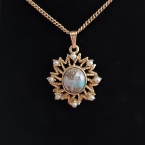 Sarah Coventry Azure Skies Necklace - Vtg 1972 - MCM